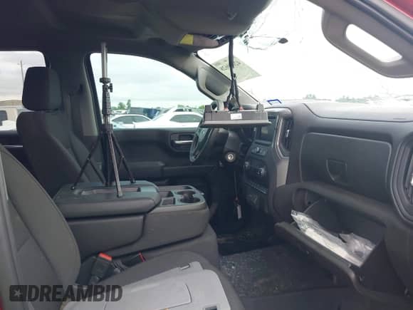 2021 Chevrolet Silverado 1500 Custom Trail Boss with VIN 1GCPYCEF8MZ266566, listed as a IAAI auction lot 42639628 with 102,975 mi miles and . Bid and sale history available at DreamBid. Image 5.