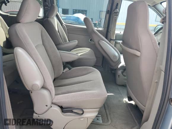 2003 Dodge Caravan SE с VIN 1D4GP25343B207107, выставлен на аукционе Copart как лот 66322914 с пробегом Не указан миль и Списание • Salvage title. История ставок и продаж доступна на DreamBid. Изображение 11.