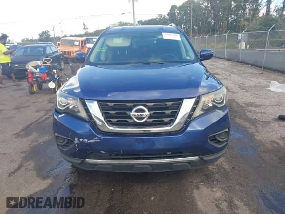 2018 Nissan Pathfinder Platinum with VIN 5N1DR2MM8JC632451, listed as a IAAI auction lot 43407136 with 110,316 mi miles and . Bid and sale history available at DreamBid. Image 12.