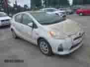 2013 Toyota Prius One с VIN JTDKDTB35D1542832, выставлен на аукционе IAAI как лот 42738476 с пробегом 143 327 миль миль и . История ставок и продаж доступна на DreamBid. Изображение 1.