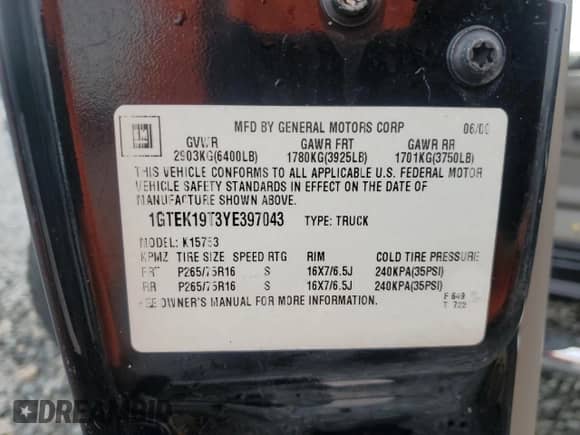 2000 GMC Sierra 1500 SLE with VIN 1GTEK19T3YE397043, listed as a Copart auction lot 63402505 with Not provided miles and Salvage title. Bid and sale history available at DreamBid. Image 13.