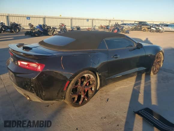 2018 Chevrolet Camaro 2SS z VIN 1G1FH3D7XJ0141020, wystawiony jako Copart lot #85850534 z przebiegiem 33 758 mil mil oraz Szkoda całkowita • Salvage title. Historia ofert i sprzedaży dostępna na DreamBid. Obrazek 3.