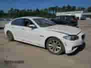 2014 BMW 5 Series 528i z VIN WBA5A5C53ED507513, wystawiony jako Copart lot #71401835 z przebiegiem Nie podano mil oraz Szkoda całkowita • Salvage title. Historia ofert i sprzedaży dostępna na DreamBid. Obrazek 4.