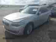 2012 BMW 5 Series 535i xDrive с VIN WBAFU7C50CDU63376, выставлен на аукционе IAAI как лот 43482853 с пробегом 151 087 миль миль и . История ставок и продаж доступна на DreamBid. Изображение 17.