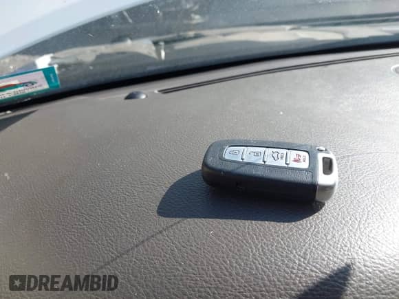 2013 Hyundai Genesis 3.8L с VIN KMHGC4DD6DU222062, выставлен на аукционе IAAI как лот 43132698 с пробегом 147 854 миль миль и . История ставок и продаж доступна на DreamBid. Изображение 11.