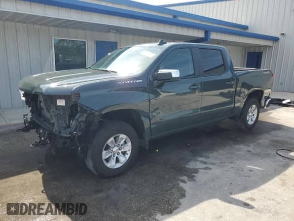 2025 Chevrolet Silverado 1500 LT with VIN 1GCUKDED4SZ156779, listed as a Copart auction lot 65765115 with 13,660 mi miles and Clean title. Bid and sale history available at DreamBid. Image 1.