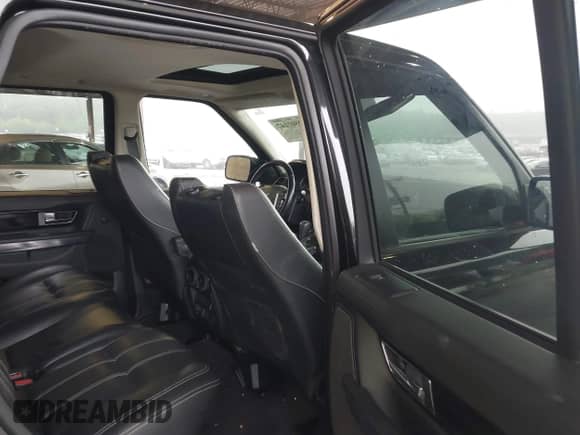 2013 Land Rover Range Rover Sport HSE Lux z VIN SALSK2D45DA770330, wystawiony jako IAAI lot #42507147 z przebiegiem 137 007 mil mil oraz . Historia ofert i sprzedaży dostępna na DreamBid. Obrazek 8.