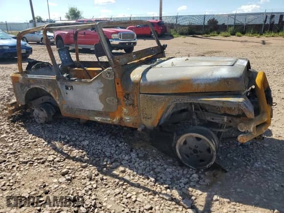 1992 Jeep Wrangler с VIN 2J4FY19P5NJ502467, выставлен на аукционе Copart как лот 77054933 с пробегом Не указан миль и Чистый • Clean title. История ставок и продаж доступна на DreamBid. Изображение 4.