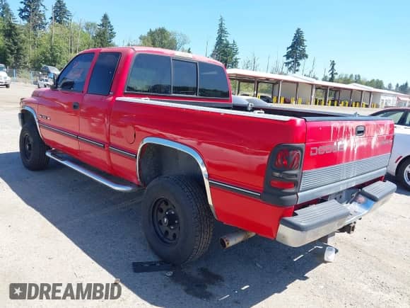 1997 Dodge 1500 with VIN 3B7HF13Z5VG703033, listed as a IAAI auction lot 42734012 with 245,095 mi miles and . Bid and sale history available at DreamBid. Image 3.