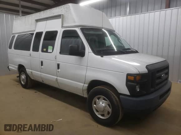 2013 Ford Econoline Cargo Commercial z VIN 1FTNS2EW6DDA39022, wystawiony jako Copart lot #42038495 z przebiegiem 101 568 mil mil oraz Czysty tytuł • Clean title. Historia ofert i sprzedaży dostępna na DreamBid. Obrazek 4.