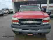 2006 Chevrolet Silverado 2500HD LT2 с VIN 1GCHK29U16E286211, выставлен на аукционе Copart как лот 50801795 с пробегом Не указан миль и Списание • Salvage title. История ставок и продаж доступна на DreamBid. Изображение 5.