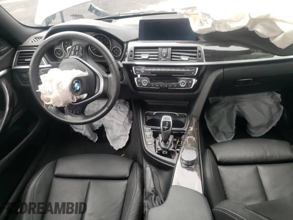 2019 BMW 4 Series 440i xDrive с VIN WBA4J7C51KBM74557, выставлен на аукционе Copart как лот 63006145 с пробегом Не указан миль и Списание • Salvage title. История ставок и продаж доступна на DreamBid. Изображение 8.