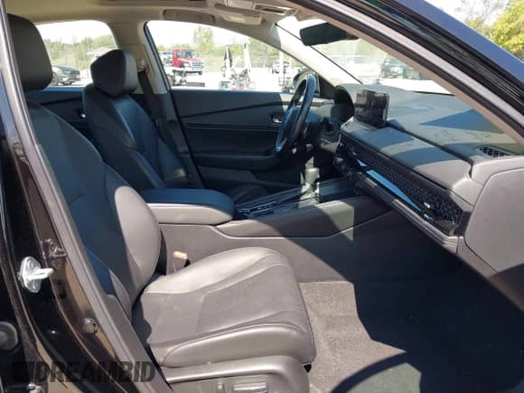 2023 Honda Accord Touring с VIN 1HGCY2F81PA020715, выставлен на аукционе IAAI как лот 43187849 с пробегом 40 290 миль миль и . История ставок и продаж доступна на DreamBid. Изображение 5.