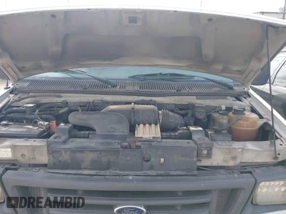 2007 Ford Econoline Cargo Commercial z VIN 1FTNE24L87DB39173, wystawiony jako IAAI lot #42375566 z przebiegiem 545 995 mil mil oraz . Historia ofert i sprzedaży dostępna na DreamBid. Obrazek 10.