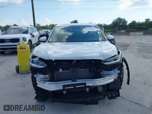 2025 Honda HR-V LX with VIN 3CZRZ1H31SM726848, listed as a IAAI auction lot 42785818 with 7,039 mi miles and . Bid and sale history available at DreamBid. Image 13.
