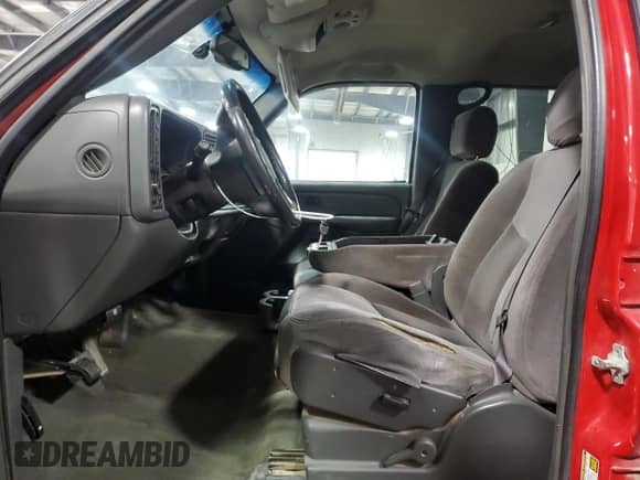 2005 GMC Sierra 1500 SLE с VIN 2GTEK13TX51305075, выставлен на аукционе Copart как лот 56644435 с пробегом 200 516 миль миль и Списание • Salvage title. История ставок и продаж доступна на DreamBid. Изображение 7.