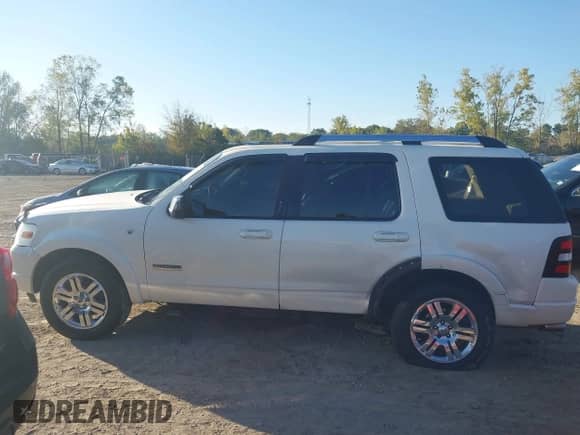 2008 Ford Explorer Limited with VIN 1FMEU758X8UA42614, listed as a IAAI auction lot 43371118 with 143,550 mi miles and . Bid and sale history available at DreamBid. Image 14.