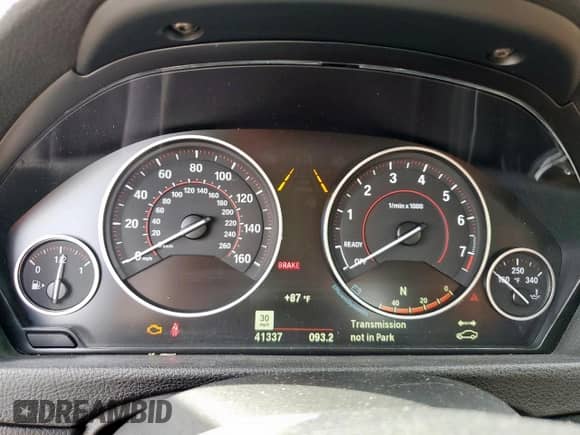 2019 BMW 4 Series 440i z VIN WBA4W7C56KAG52795, wystawiony jako Copart lot #64088255 z przebiegiem 41 337 mil mil oraz Szkoda całkowita • Salvage title. Historia ofert i sprzedaży dostępna na DreamBid. Obrazek 9.