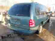 2000 Dodge Grand Caravan with VIN 2B4GP24G2YR761530, listed as a IAAI auction lot 41761127 with 200,000 mi miles and . Bid and sale history available at DreamBid. Image 4.