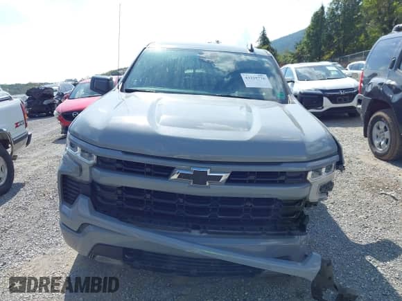 2024 Chevrolet Silverado 1500 RST with VIN 2GCUDEED2R1240604, listed as a IAAI auction lot 43225776 with 19,096 mi miles and . Bid and sale history available at DreamBid. Image 12.