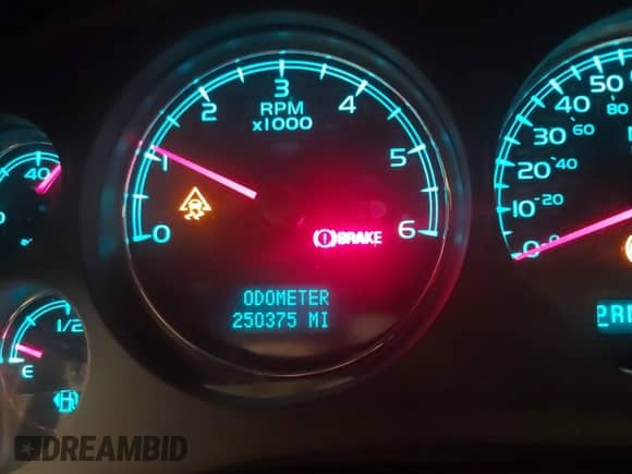 2008 Chevrolet Tahoe 1LT with VIN 1GNFK130X8J140348, listed as a IAAI auction lot 42863004 with 250,375 mi miles and . Bid and sale history available at DreamBid. Image 7.