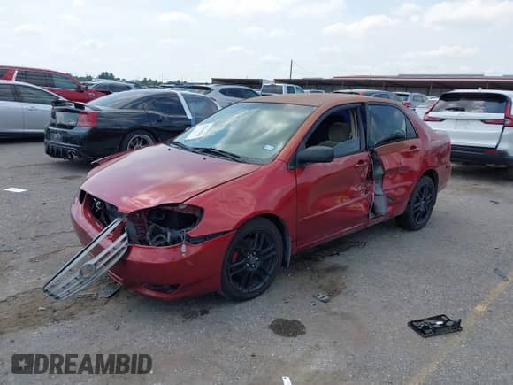 2004 Toyota Corolla CE z VIN 1NXBR32E14Z303758, wystawiony jako IAAI lot #43143848 z przebiegiem 181 370 mil mil oraz . Historia ofert i sprzedaży dostępna na DreamBid. Obrazek 2.