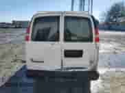 2012 Chevrolet Express Cargo z VIN 1GCSGAFX8C1107214, wystawiony jako Copart lot #44963945 z przebiegiem 273 256 mil mil oraz Szkoda całkowita • Salvage title. Historia ofert i sprzedaży dostępna na DreamBid. Obrazek 6.