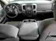 2017 Ram 1500 Big Horn z VIN 1C6RR7LT5HS834509, wystawiony jako Copart lot #81833085 z przebiegiem 156 533 mil mil oraz Szkoda całkowita • Salvage title. Historia ofert i sprzedaży dostępna na DreamBid. Obrazek 8.