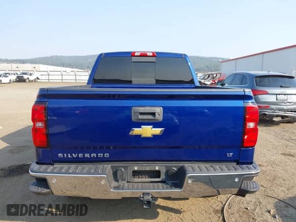 2014 Chevrolet Silverado 1500 LT z VIN 3GCUKREC9EG155264, wystawiony jako IAAI lot #43184341 z przebiegiem 131 625 mil mil oraz . Historia ofert i sprzedaży dostępna na DreamBid. Obrazek 16.