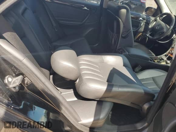 2007 Mercedes-Benz C 280 Luxury с VIN WDBRF54H77A933478, выставлен на аукционе Copart как лот 65244055 с пробегом 163 005 миль миль и Списание • Salvage title. История ставок и продаж доступна на DreamBid. Изображение 10.