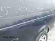 2005 Chevrolet Astro Cargo z VIN 1GCDM19X75B132325, wystawiony jako IAAI lot #41855931 z przebiegiem Nie podano mil oraz . Historia ofert i sprzedaży dostępna na DreamBid. Obrazek 6.