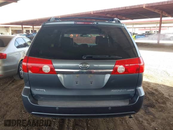 2010 Toyota Sienna XLE с VIN 5TDYK4CC8AS330543, выставлен на аукционе IAAI как лот 42643238 с пробегом 156 768 миль миль и . История ставок и продаж доступна на DreamBid. Изображение 16.