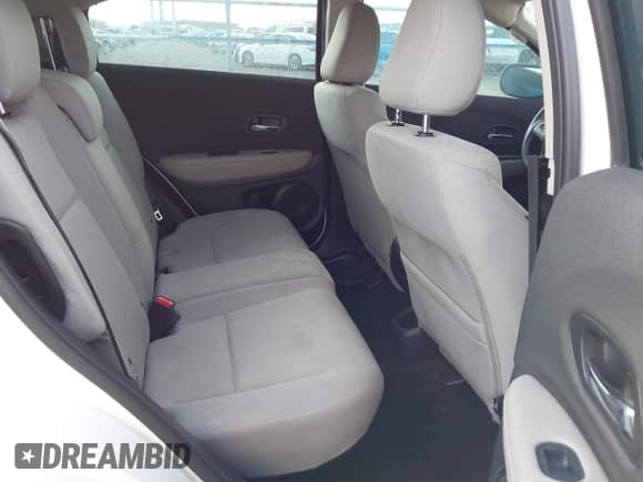 2021 Honda HR-V LX с VIN 3CZRU5H32MM717326, выставлен на аукционе IAAI как лот 42403659 с пробегом 45 104 миль миль и . История ставок и продаж доступна на DreamBid. Изображение 8.
