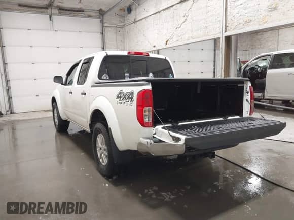 2019 Nissan Frontier SV z VIN 1N6AD0EV5KN773448, wystawiony jako IAAI lot #41611922 z przebiegiem 77 010 mil mil oraz . Historia ofert i sprzedaży dostępna na DreamBid. Obrazek 3.