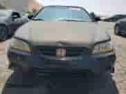 2002 Honda Accord EX with VIN 1HGCG225X2A020008, listed as a Copart auction lot 58556535 with 272,568 mi miles and Clean title. Bid and sale history available at DreamBid. Image 5.