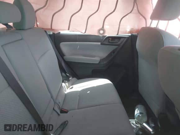 2018 Subaru Forester Premium z VIN JF2SJAGC9JH465554, wystawiony jako IAAI lot #42656773 z przebiegiem Nie podano mil oraz . Historia ofert i sprzedaży dostępna na DreamBid. Obrazek 8.