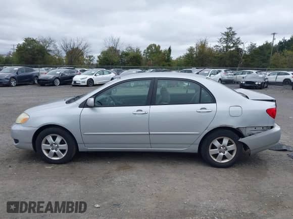 2005 Toyota Corolla CE z VIN 1NXBR30E45Z525134, wystawiony jako IAAI lot #43421593 z przebiegiem 186 223 mil mil oraz . Historia ofert i sprzedaży dostępna na DreamBid. Obrazek 14.