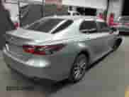 2023 Toyota Camry LE z VIN 4T1C11AK3PU761359, wystawiony jako IAAI lot #43274138 z przebiegiem 42 305 mil mil oraz . Historia ofert i sprzedaży dostępna na DreamBid. Obrazek 4.