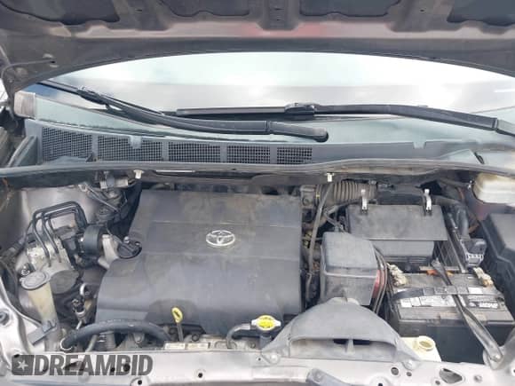 2015 Toyota Sienna SE with VIN 5TDXK3DC9FS598741, listed as a IAAI auction lot 42351368 with 150,054 mi miles and . Bid and sale history available at DreamBid. Image 10.