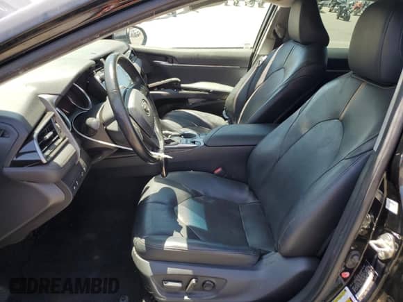 2020 Toyota Camry XLE с VIN 4T1F11AK0LU896239, выставлен на аукционе Copart как лот 65018855 с пробегом 62 500 миль миль и Чистый • Clean title. История ставок и продаж доступна на DreamBid. Изображение 7.