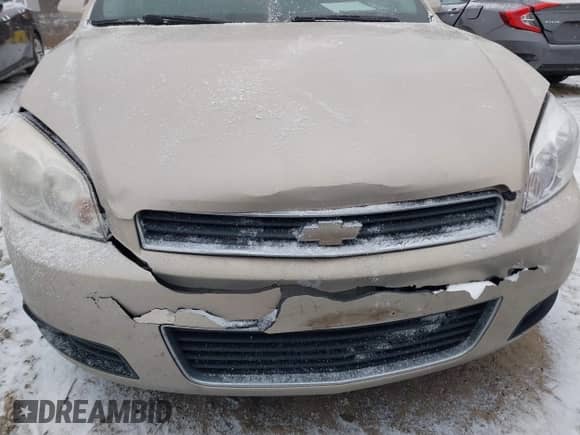 2008 Chevrolet Impala LT с VIN 2G1WC583X89255441, выставлен на аукционе IAAI как лот 41407326 с пробегом 137 257 миль миль и . История ставок и продаж доступна на DreamBid. Изображение 6.