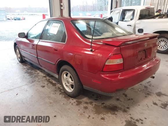 1994 Honda Accord LX с VIN 1HGCD563XRA131476, выставлен на аукционе IAAI как лот 41848998 с пробегом 109 243 миль миль и . История ставок и продаж доступна на DreamBid. Изображение 3.