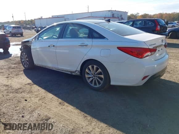 2014 Hyundai Sonata SE с VIN 5NPEC4AC8EH849638, выставлен на аукционе IAAI как лот 43485336 с пробегом 168 014 миль миль и . История ставок и продаж доступна на DreamBid. Изображение 3.