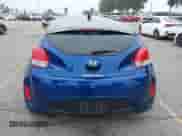 2015 Hyundai Veloster z VIN KMHTC6AD0FU243328, wystawiony jako IAAI lot #42439313 z przebiegiem 96 997 mil mil oraz . Historia ofert i sprzedaży dostępna na DreamBid. Obrazek 16.