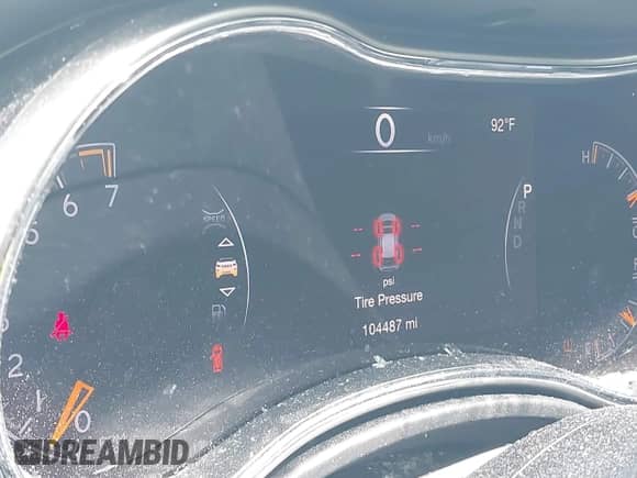 2019 Jeep Grand Cherokee Altitude с VIN 1C4RJFAG4KC802362, выставлен на аукционе IAAI как лот 42746174 с пробегом 104 487 миль миль и . История ставок и продаж доступна на DreamBid. Изображение 7.
