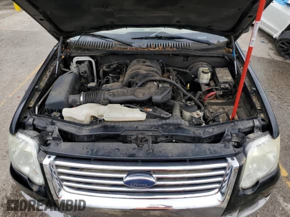 2006 Ford Explorer XLT z VIN 1FMEU73876ZA22629, wystawiony jako Copart lot #57167085 z przebiegiem 223 522 mil mil oraz Szkoda całkowita • Salvage title. Historia ofert i sprzedaży dostępna na DreamBid. Obrazek 12.