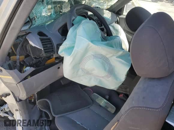 2005 Hyundai Accent GLS с VIN KMHCG35C05U323148, выставлен на аукционе Copart как лот 54077465 с пробегом 59 182 миль миль и Списание • Salvage title. История ставок и продаж доступна на DreamBid. Изображение 8.