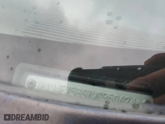 1998 Jeep Grand Cherokee Laredo с VIN 1J4FX58S7WC350624, выставлен на аукционе Copart как лот 63063624 с пробегом Не указан миль и Списание • Salvage title. История ставок и продаж доступна на DreamBid. Изображение 13.