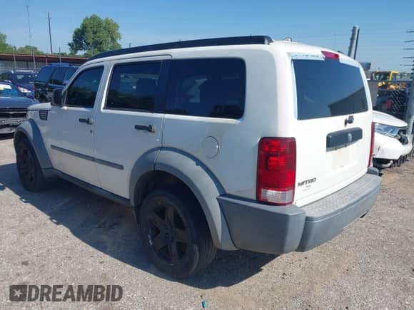 2007 Dodge Nitro SXT with VIN 1D8GT28K47W648991, listed as a IAAI auction lot 42668340 with 227,056 mi miles and . Bid and sale history available at DreamBid. Image 3.