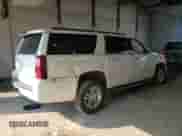 2019 Chevrolet Suburban LT z VIN 1GNSKHKC6KR373588, wystawiony jako Copart lot #62236335 z przebiegiem Nie podano mil oraz Szkoda całkowita • Salvage title. Historia ofert i sprzedaży dostępna na DreamBid. Obrazek 3.